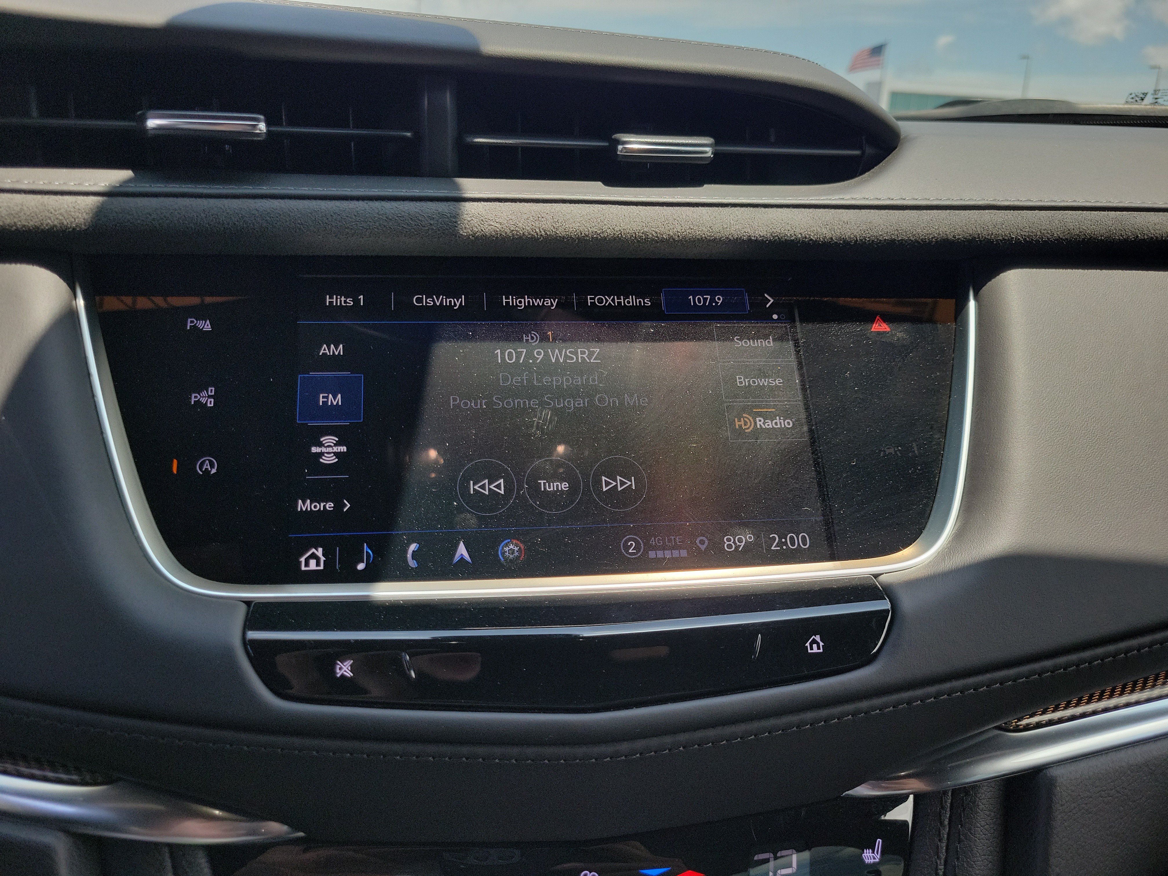 Certified 2022 Cadillac XT5 Sportv w/ Platinum Package AWD/4WD image 19