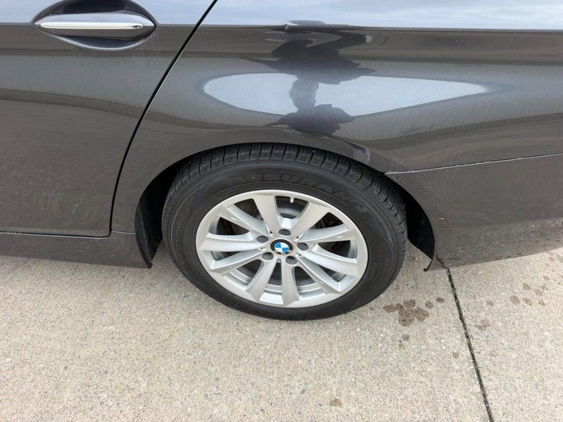 Used 2016 BMW 528i xDrive Sedan w/ Premium Package image 7