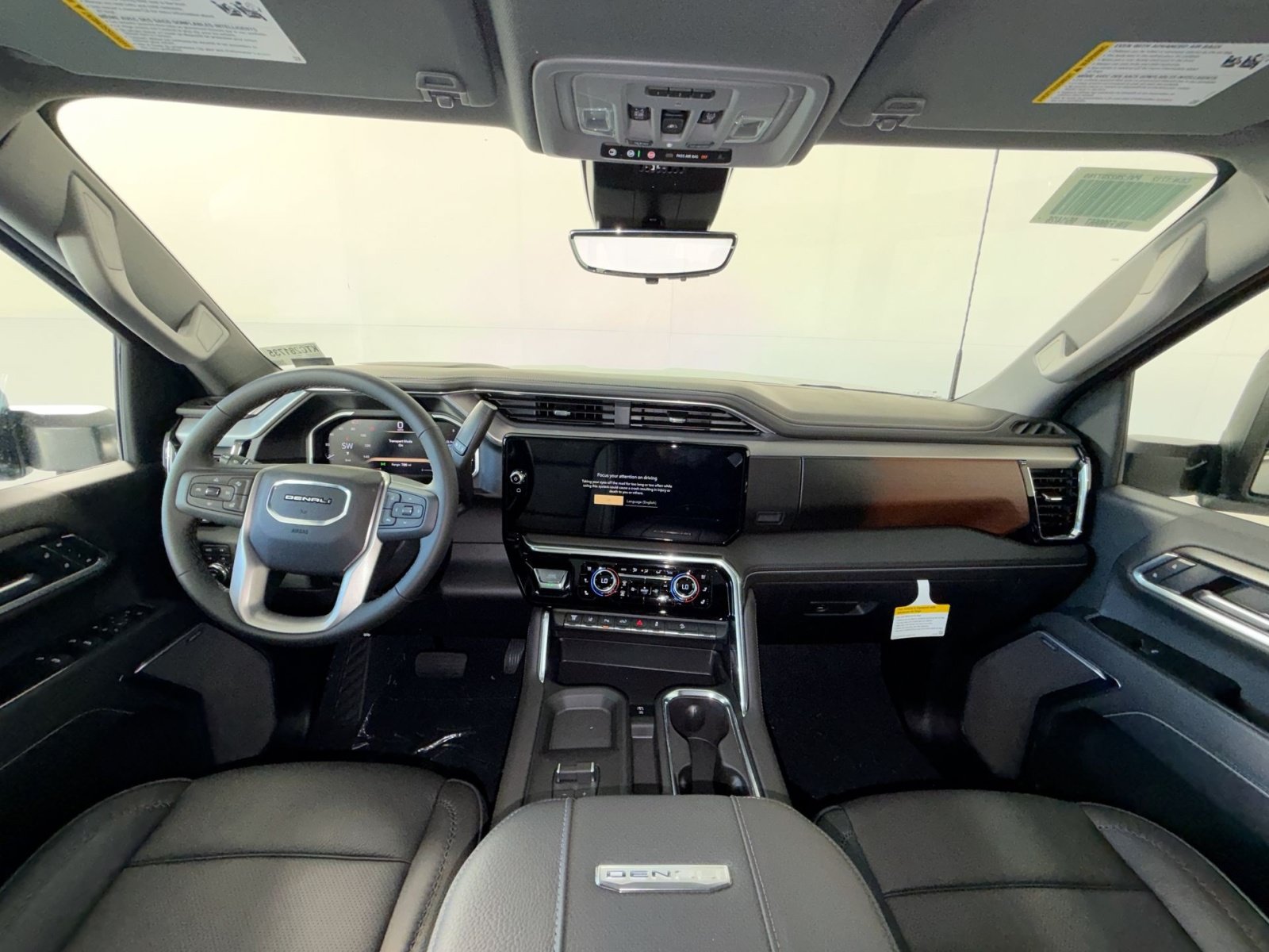 New 2026 GMC Sierra 2500 Denali w/ Denali Reserve Package AWD/4WD image 23