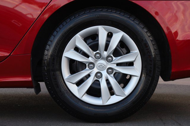 Used 2011 Hyundai Sonata GLS FWD image 43