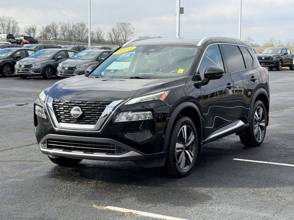 Used 2023 Nissan Rogue SL w/ SL Premium Package image 9