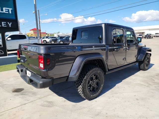 Used 2023 Jeep Gladiator Willys image 4