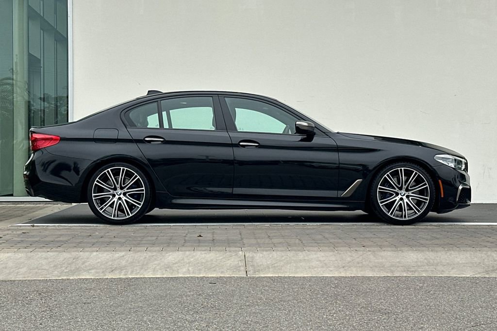 Used 2018 BMW M550i xDrive AWD/4WD image 2