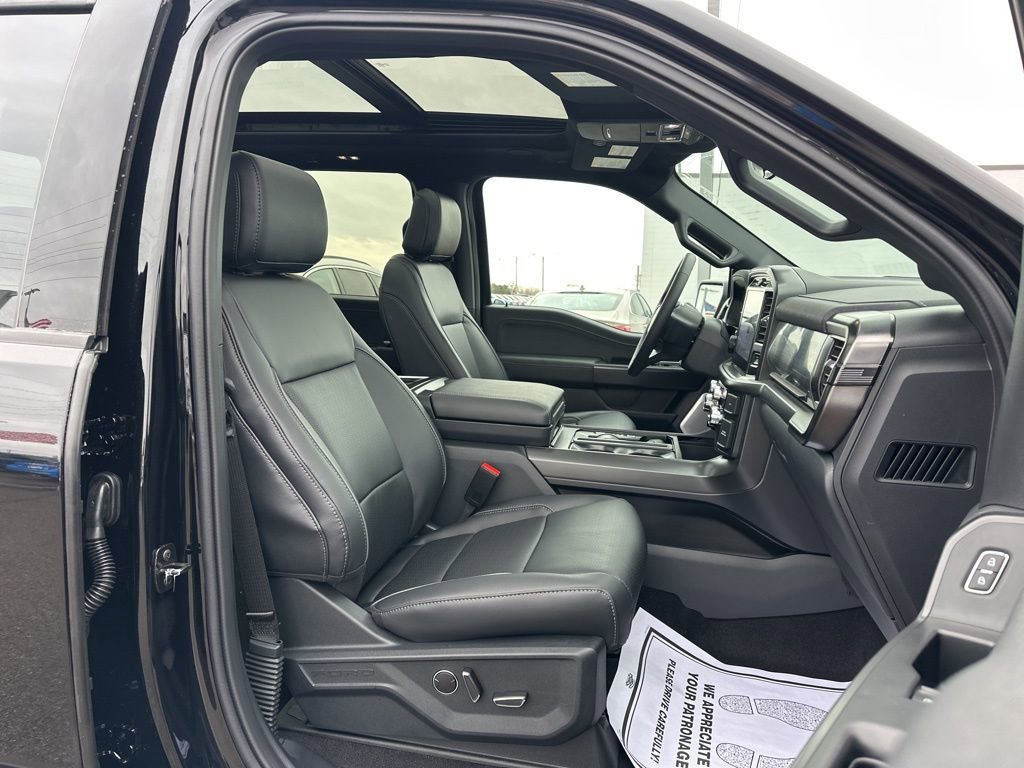 New 2026 Ford F150 Lariat w/ Equipment Group 502A High image 28