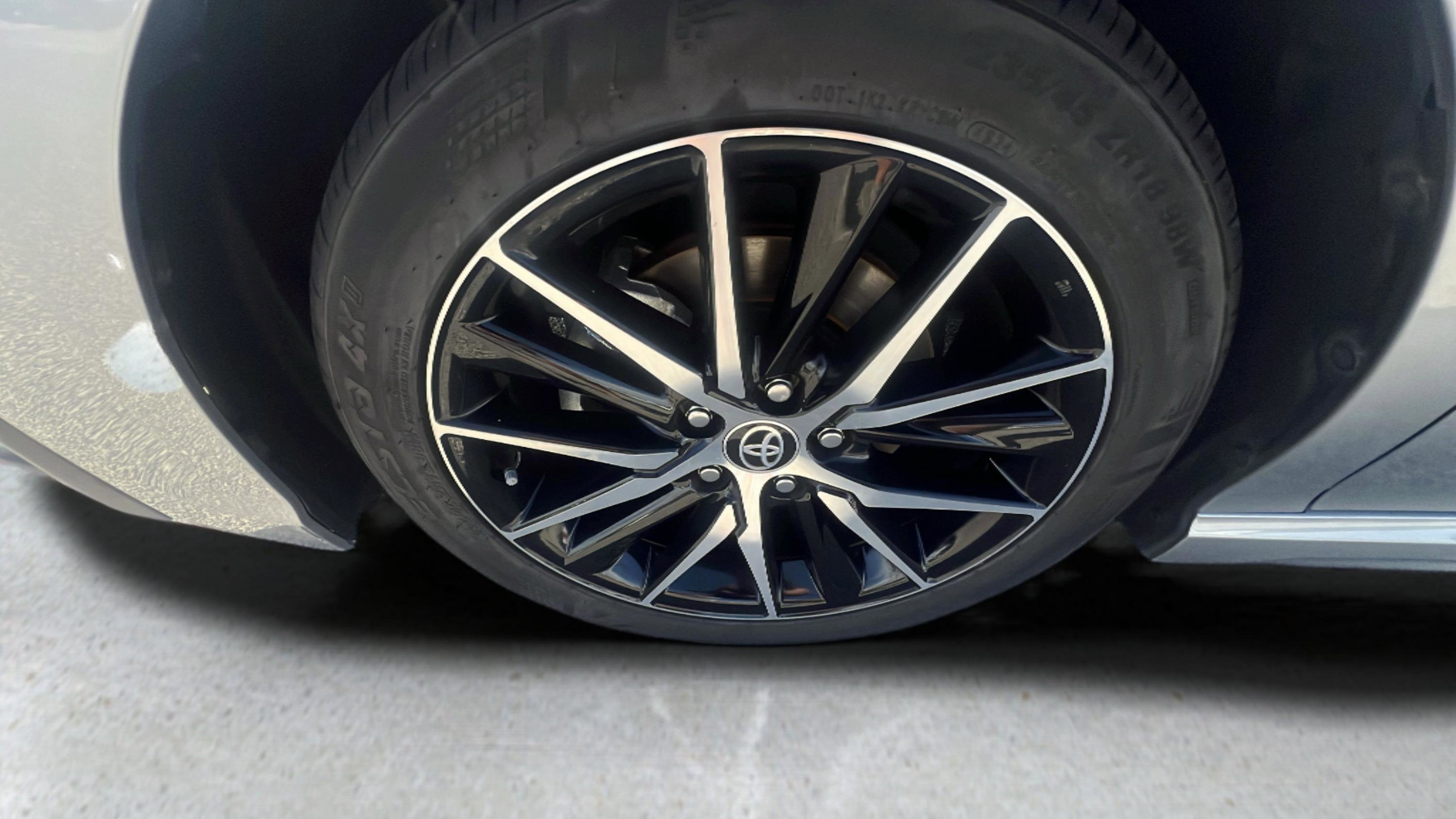 Used 2024 Toyota Camry SE image 17