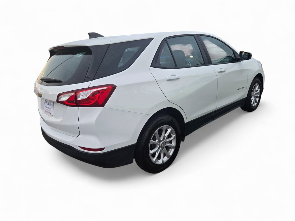 Used 2021 Chevrolet Equinox LS image 4