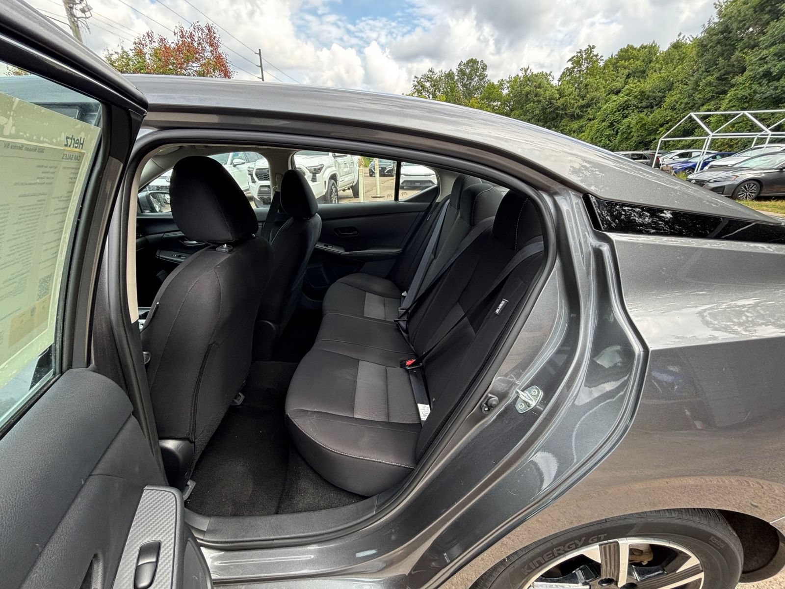 Used 2025 Nissan Sentra SV FWD image 34