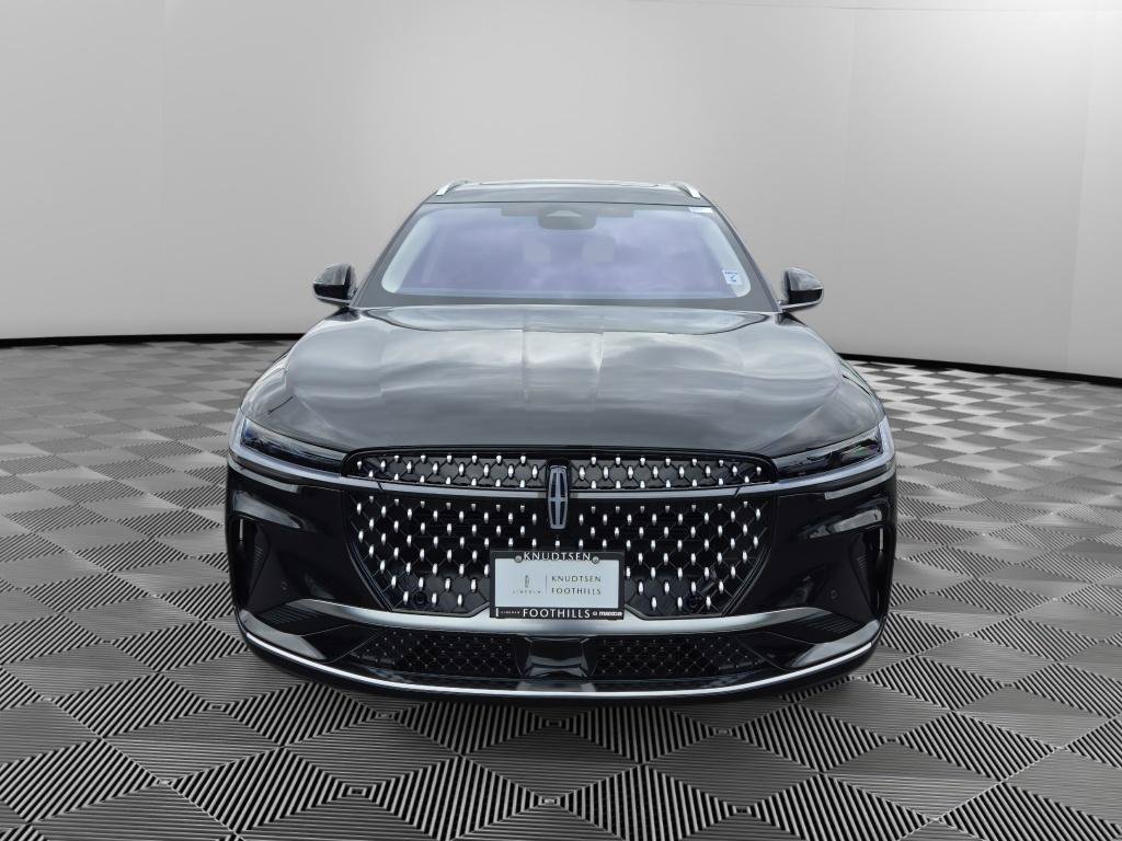 Used 2026 Lincoln Nautilus Reserve AWD/4WD image 2