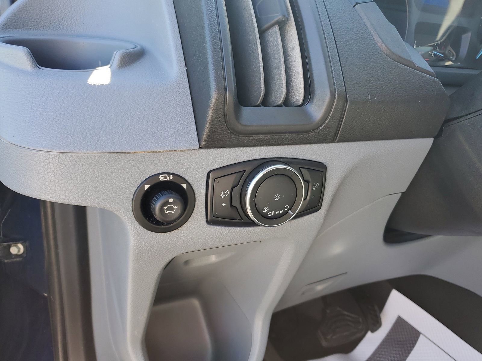 Used 2019 Ford Transit 350 XLT RWD image 22