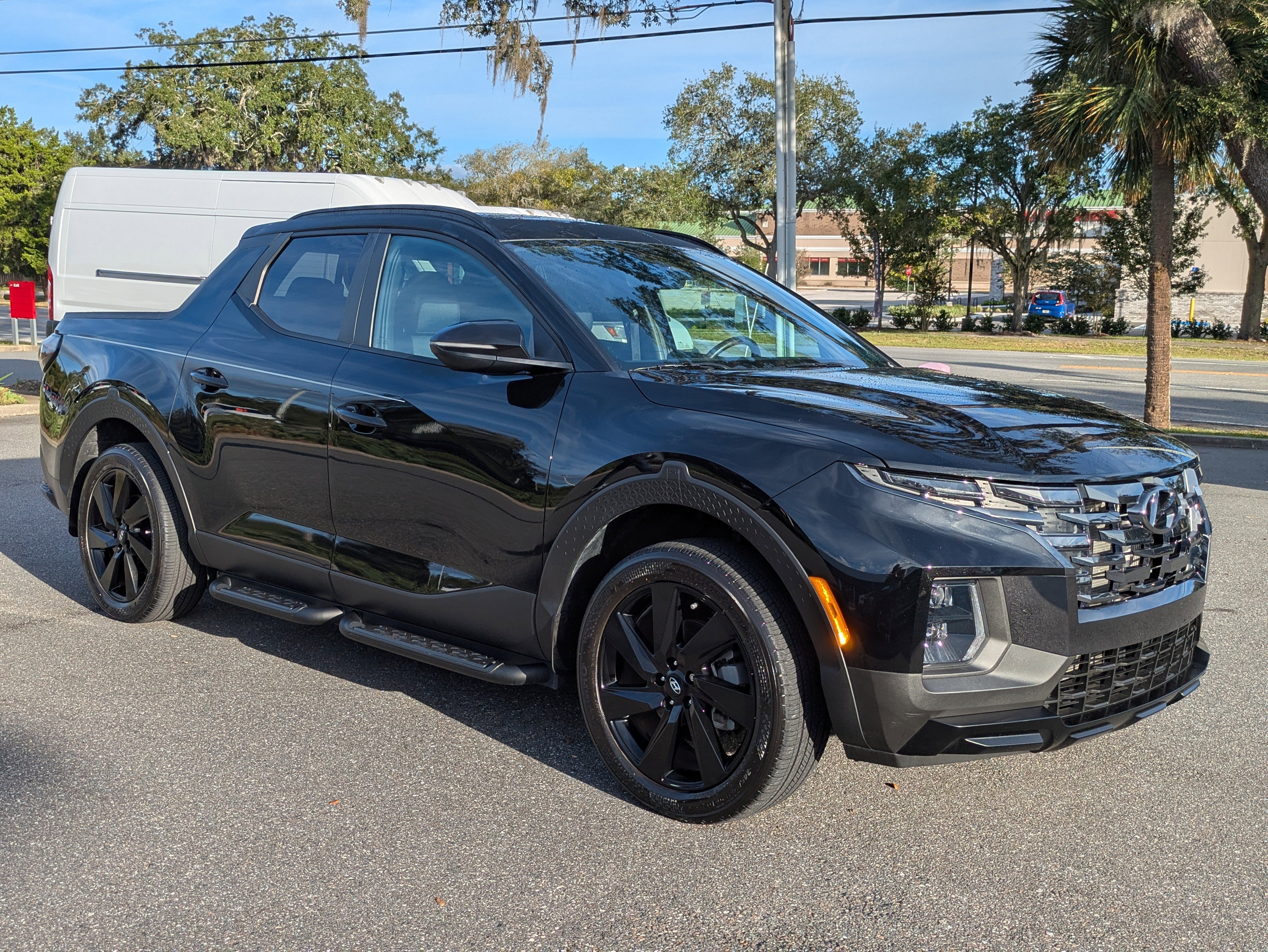 Used 2024 Hyundai Santa Cruz Night image 2