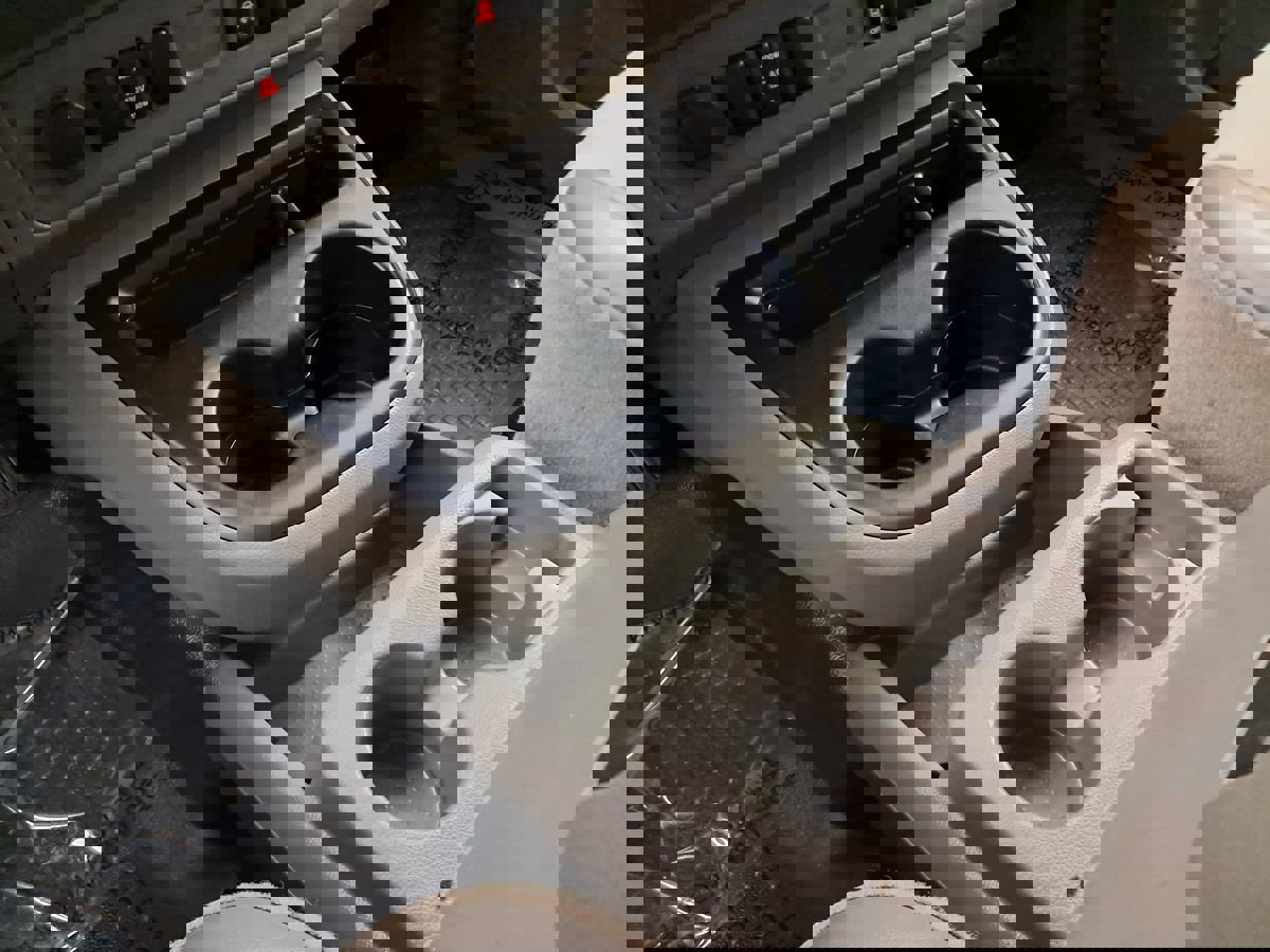 Used 2015 Nissan NV 2500 SV image 26