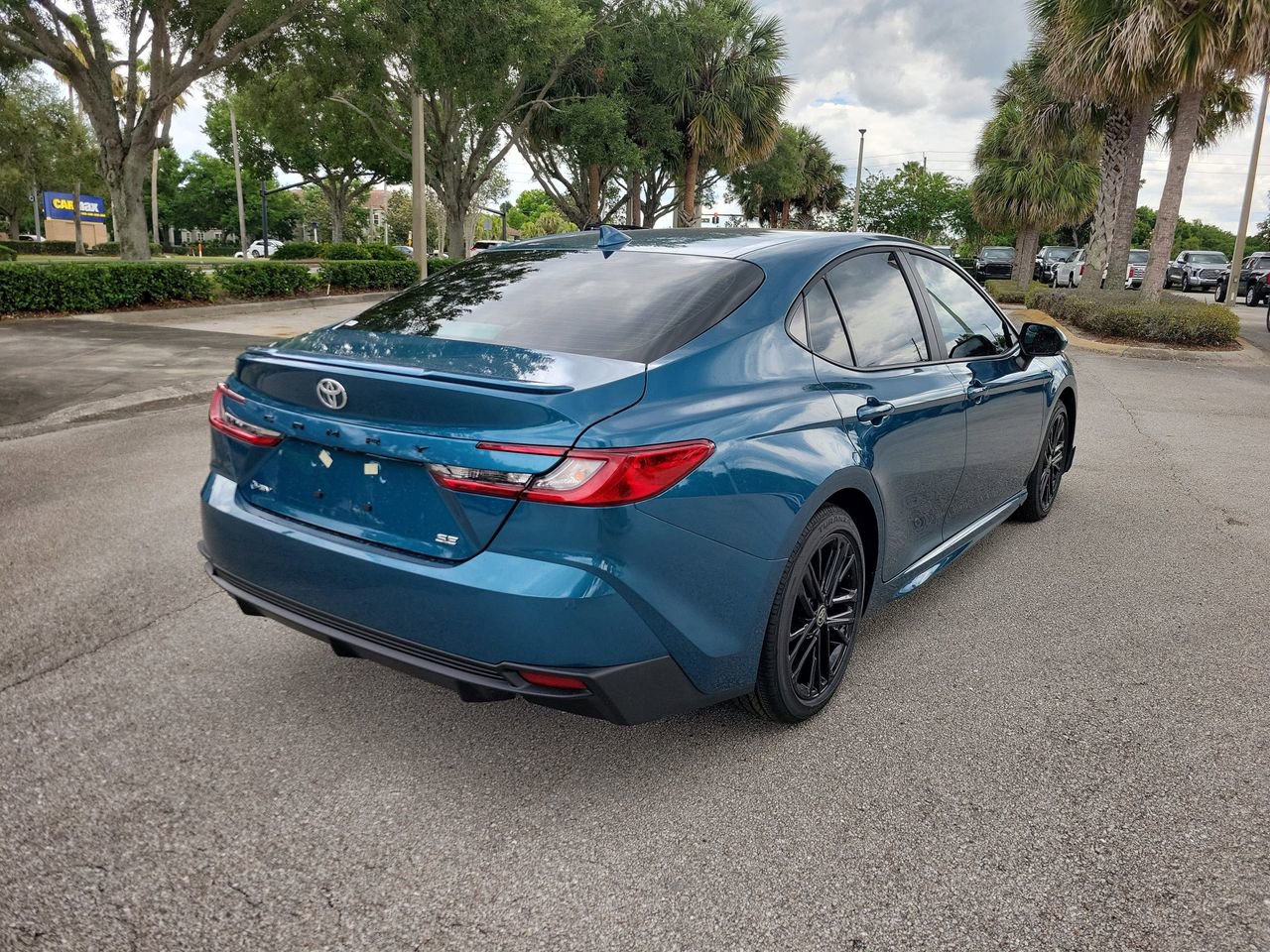 New 2026 Toyota Camry SE FWD image 3