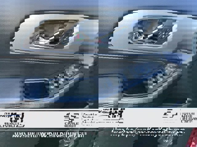 Used 2019 Chevrolet Traverse LT image 24