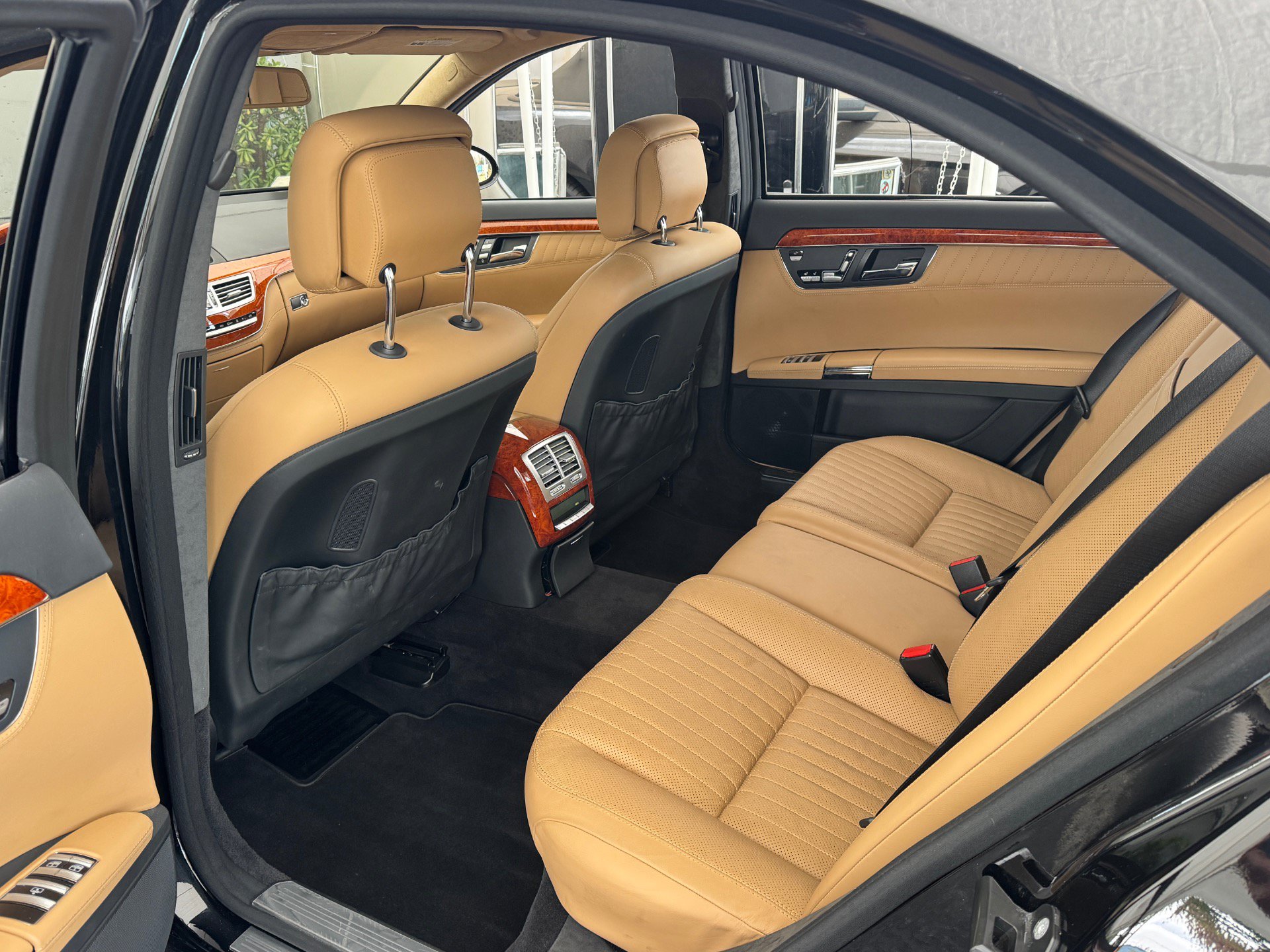 Used 2008 Mercedes-Benz S 550 image 16