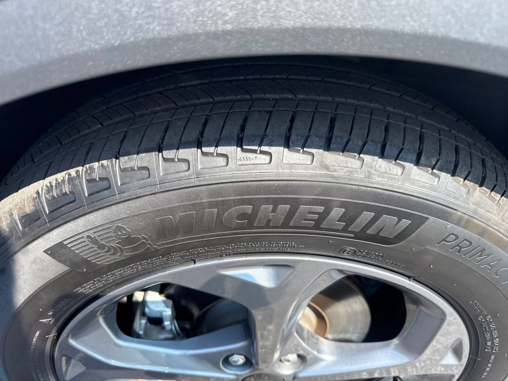Used 2025 Ford Escape ST-Line FWD image 19