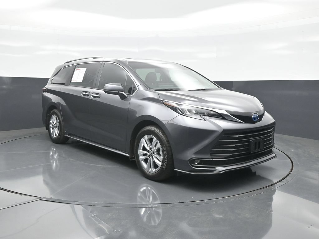 Certified 2025 Toyota Sienna XLE w/ XLE Plus Package
