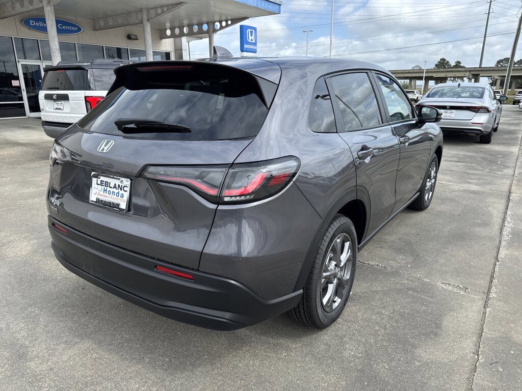 New 2026 Honda HR-V LX image 4
