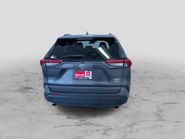 Used 2021 Toyota RAV4 XLE Premium AWD/4WD image 9
