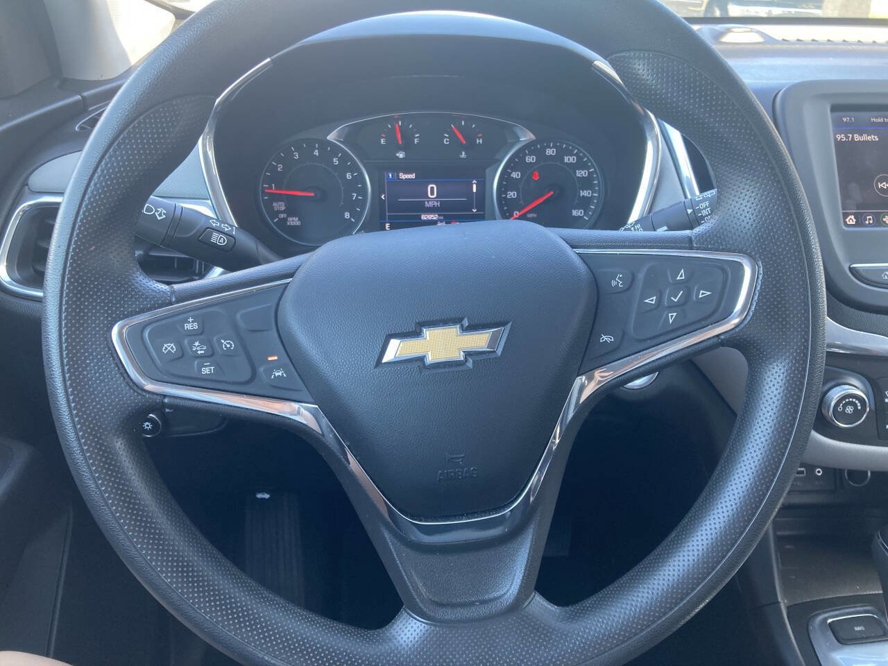 Used 2020 Chevrolet Equinox LT image 12