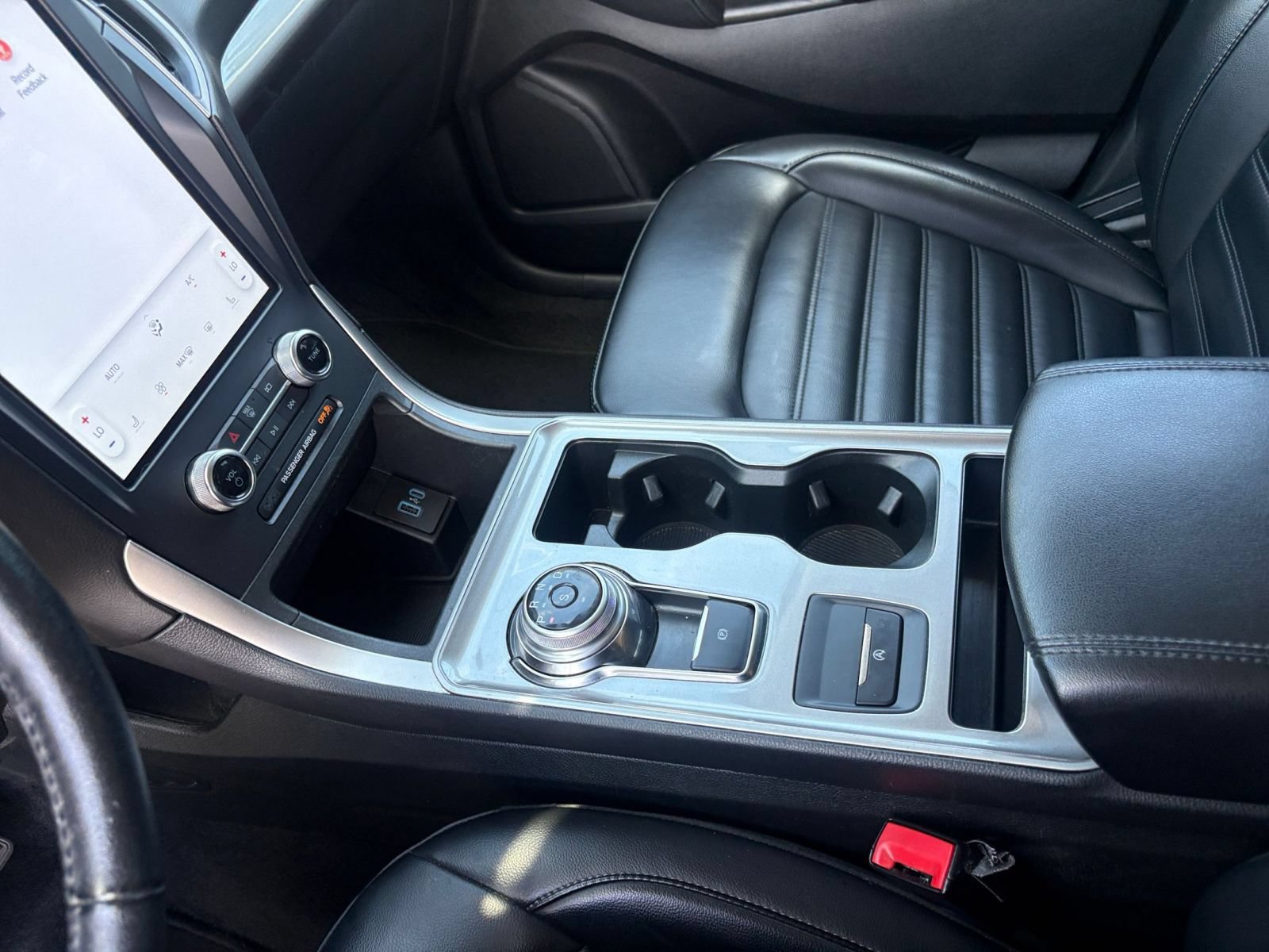 Used 2024 Ford Edge SEL AWD/4WD image 42