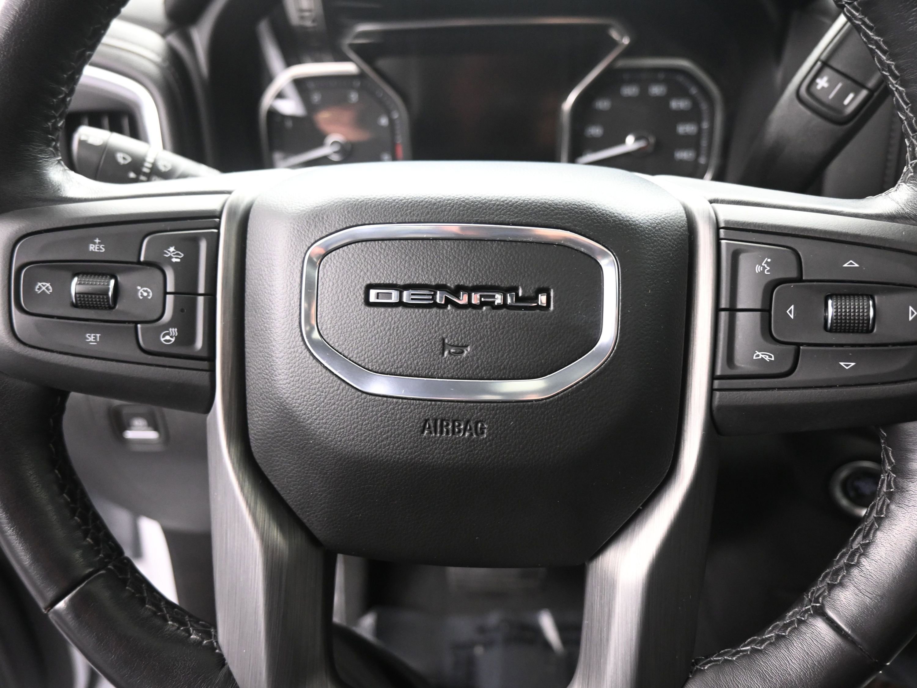 Certified 2021 GMC Sierra 2500 Denali image 17