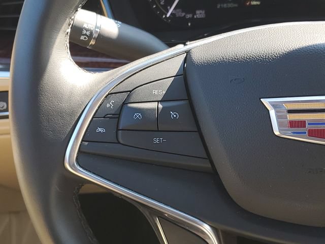 Certified 2018 Cadillac XT5 Luxury w/ Driver Awareness Package FWD image 22