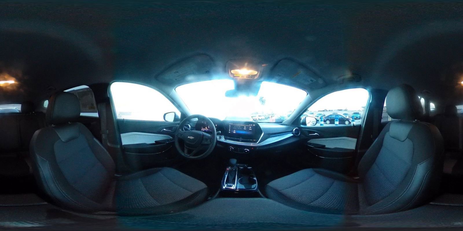 Used 2025 Chevrolet Trax LT image 42