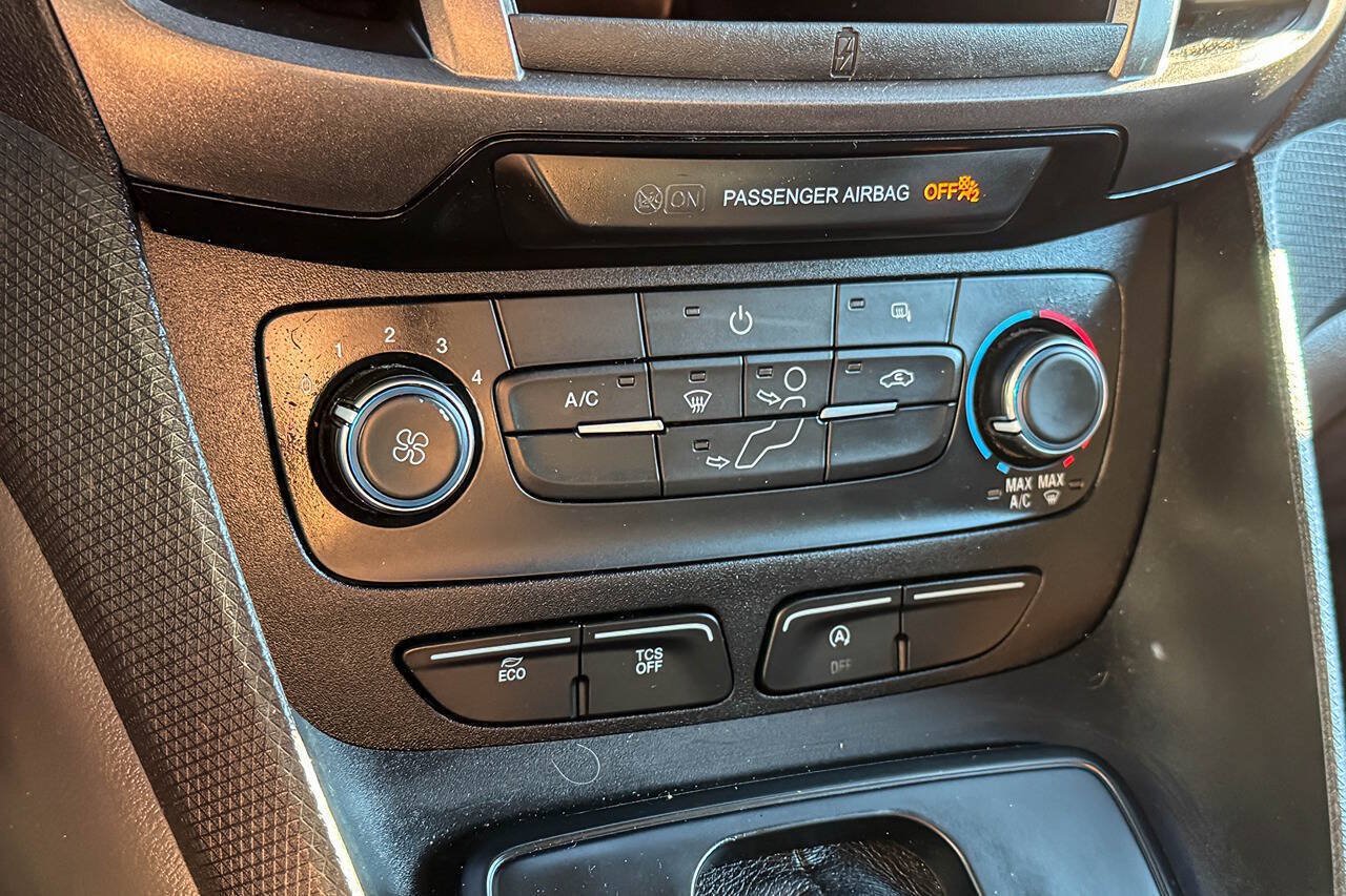 Used 2019 Ford Transit Connect XL FWD image 26