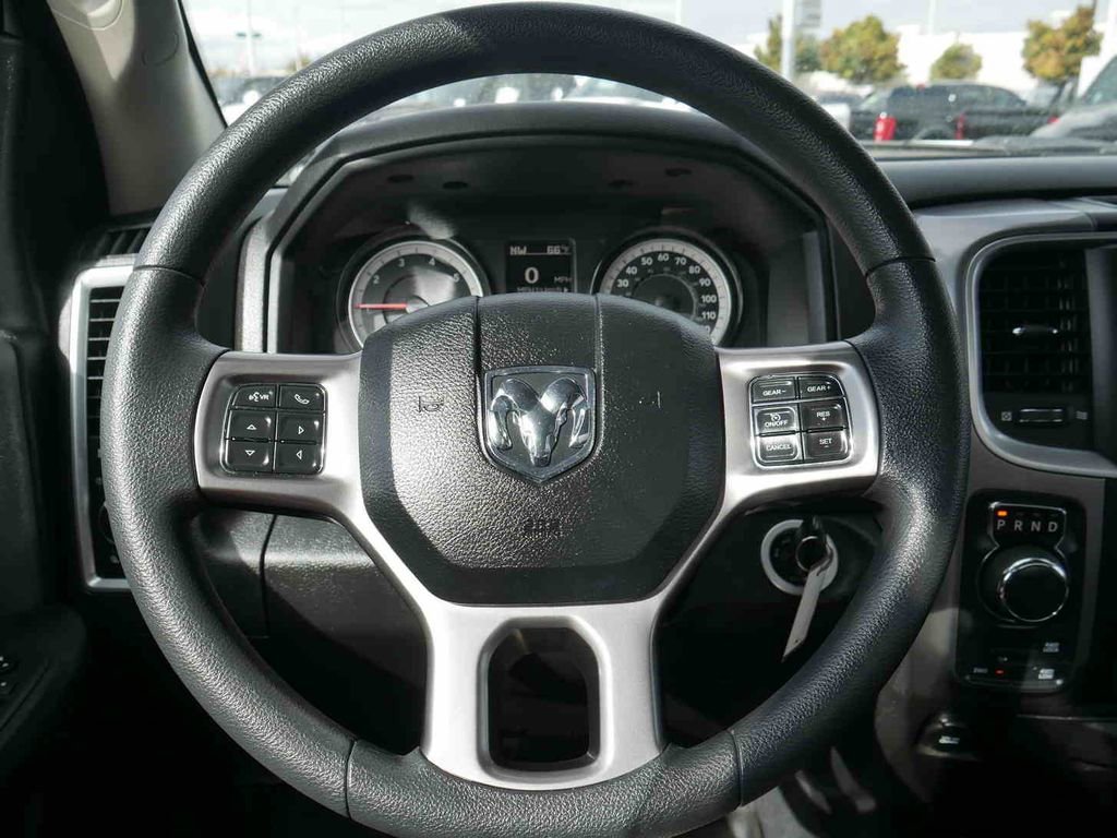 Certified 2021 RAM 1500 Classic SLT image 28