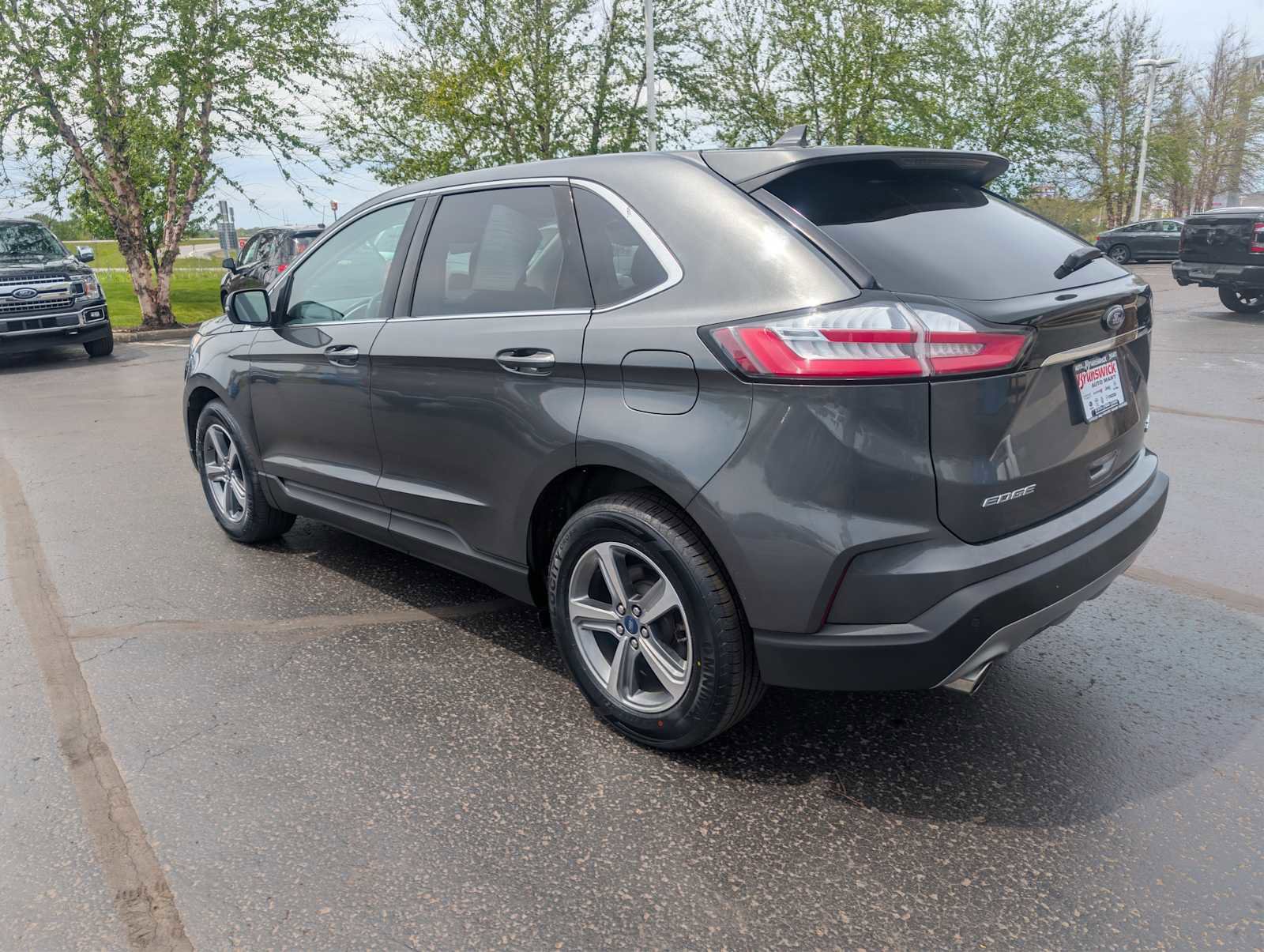 Used 2019 Ford Edge SEL w/ Equipment Group 201A AWD/4WD image 5