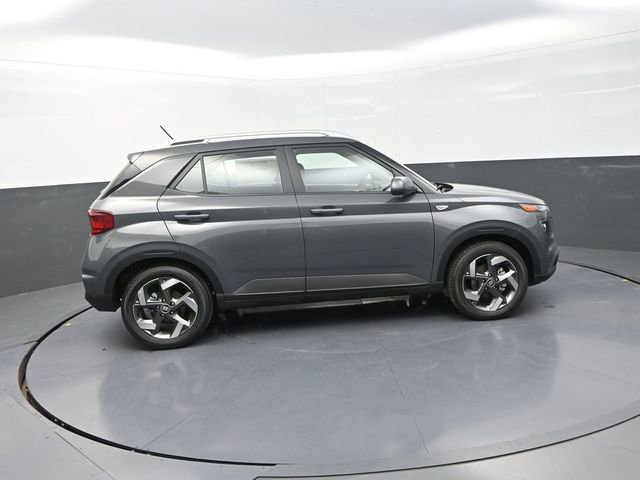 New 2026 Hyundai Venue SEL FWD image 9
