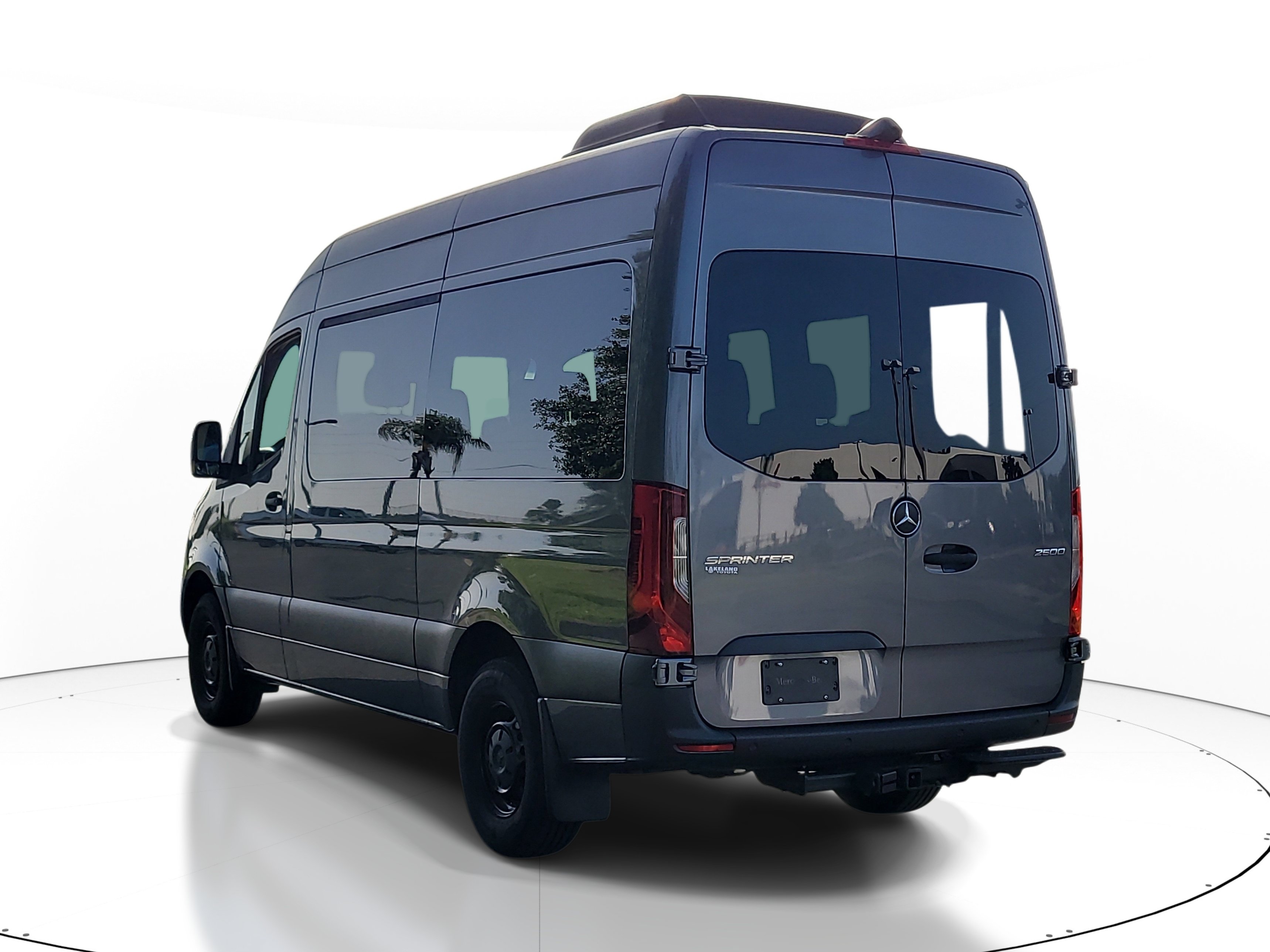 Used 2023 Mercedes-Benz Sprinter 2500 image 5