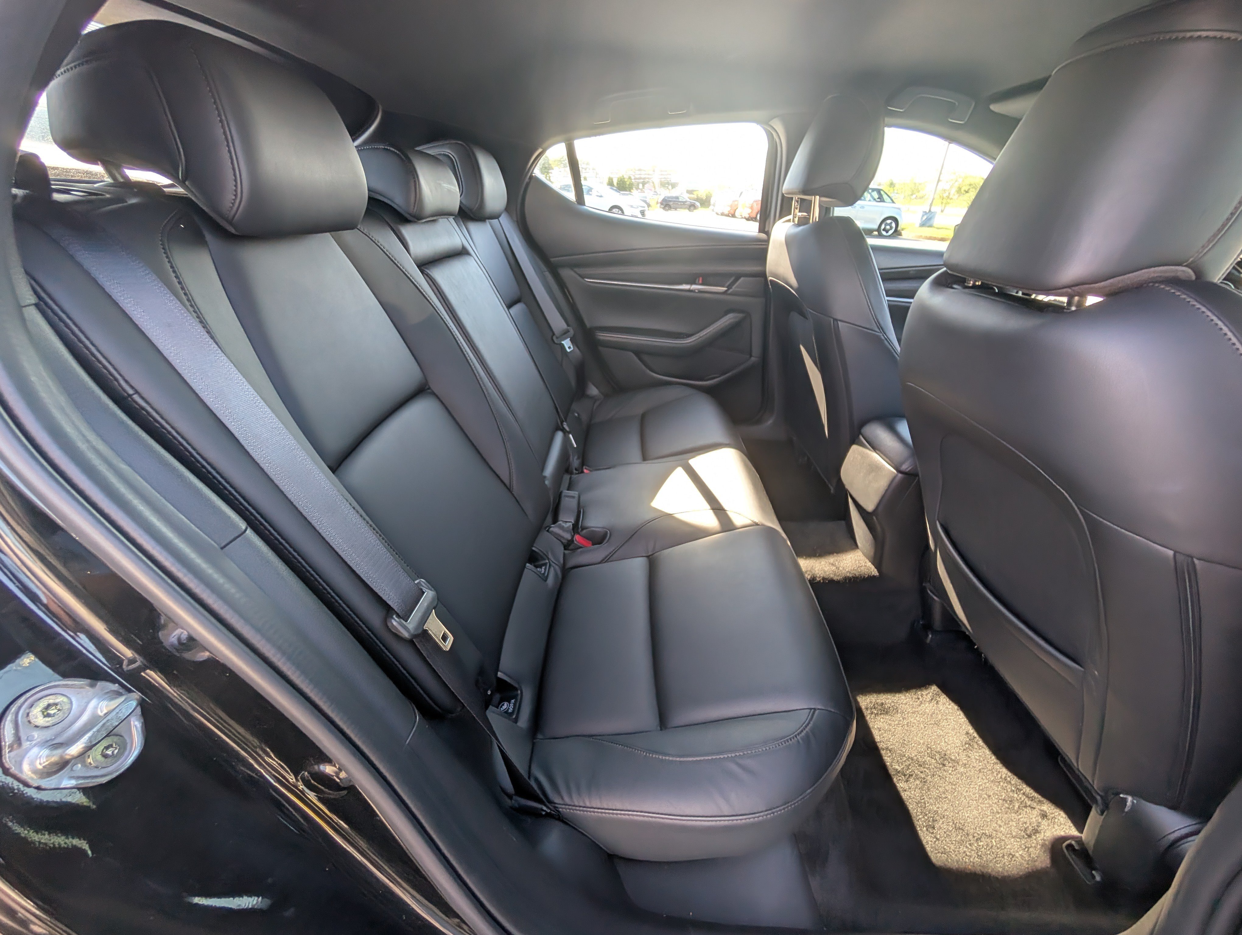 Used 2024 MAZDA MAZDA3 s FWD image 11