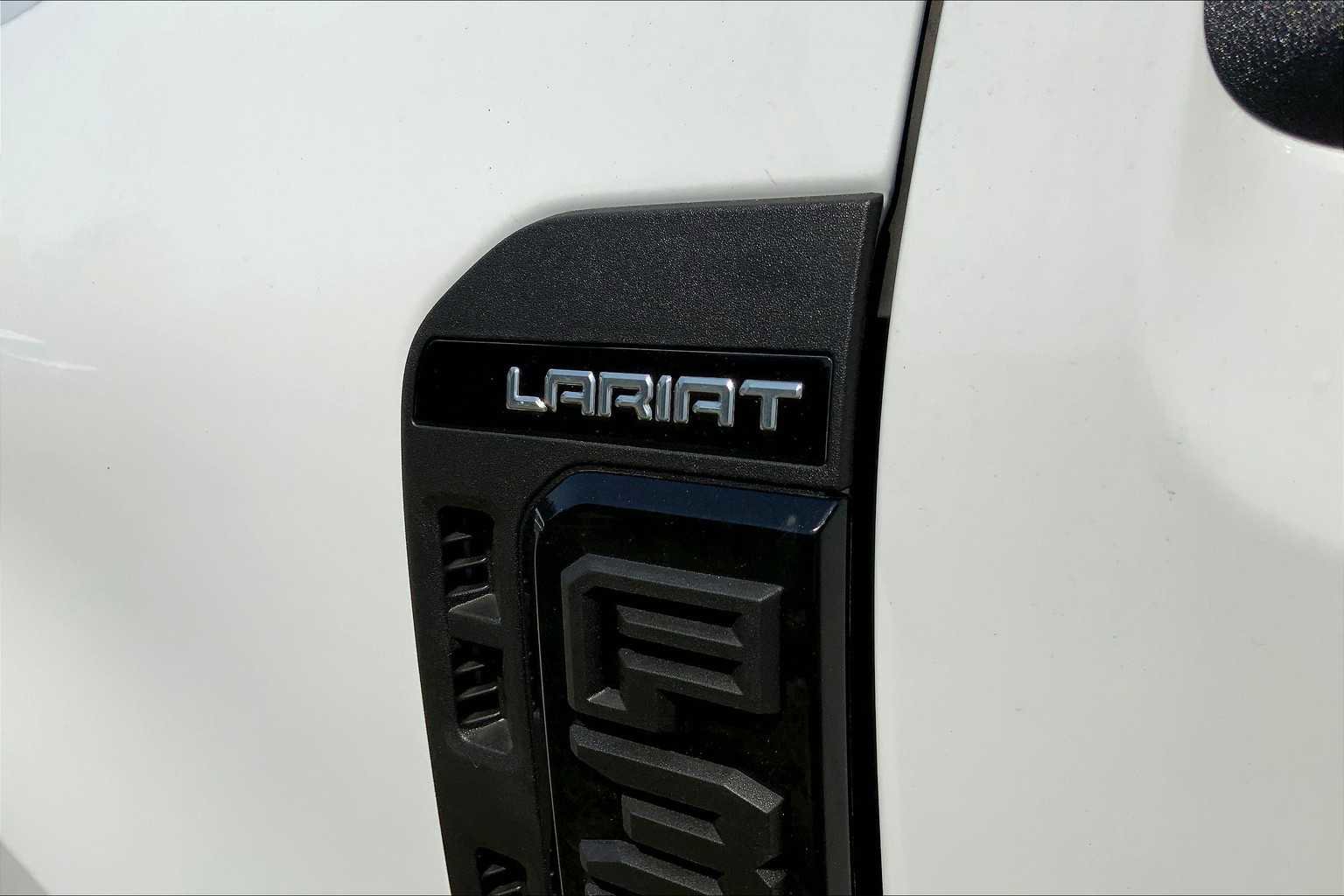 New 2025 Ford F350 Lariat w/ Lariat Ultimate Package image 15