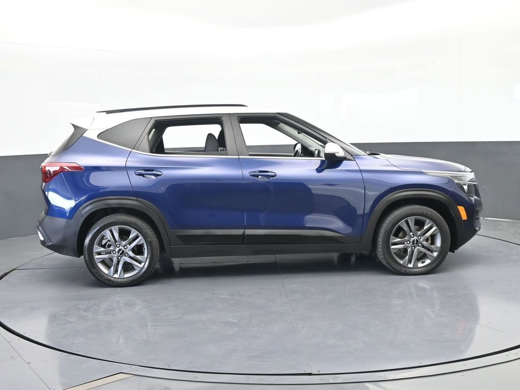 Used 2023 Kia Seltos S image 7