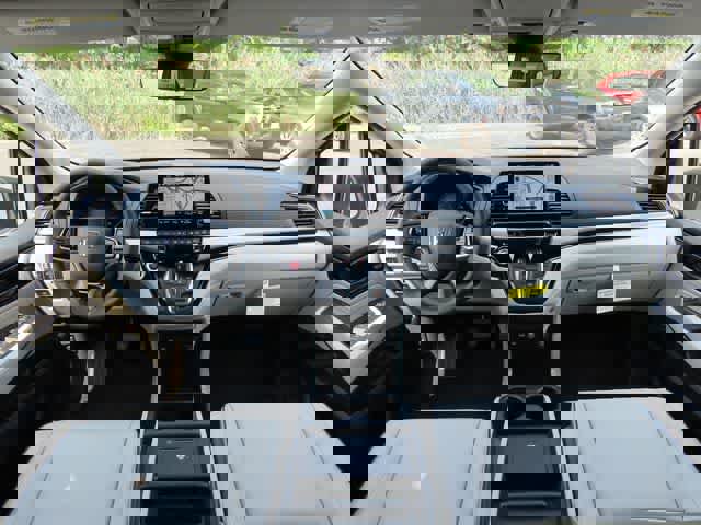 New 2026 Honda Odyssey Touring image 20