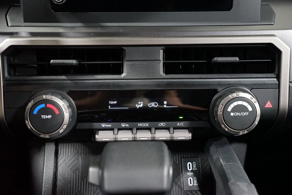 Certified 2025 Toyota 4Runner SR5 AWD/4WD image 22