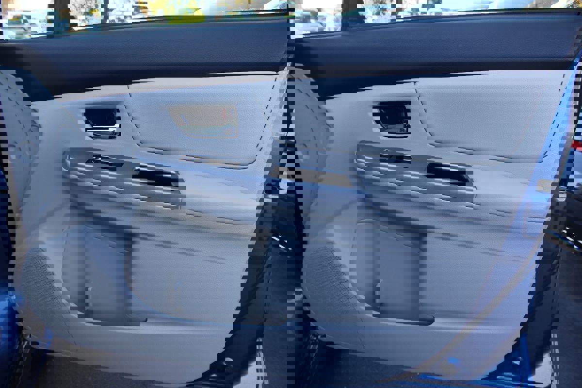 Used 2014 Subaru Crosstrek 2.0i Premium image 19