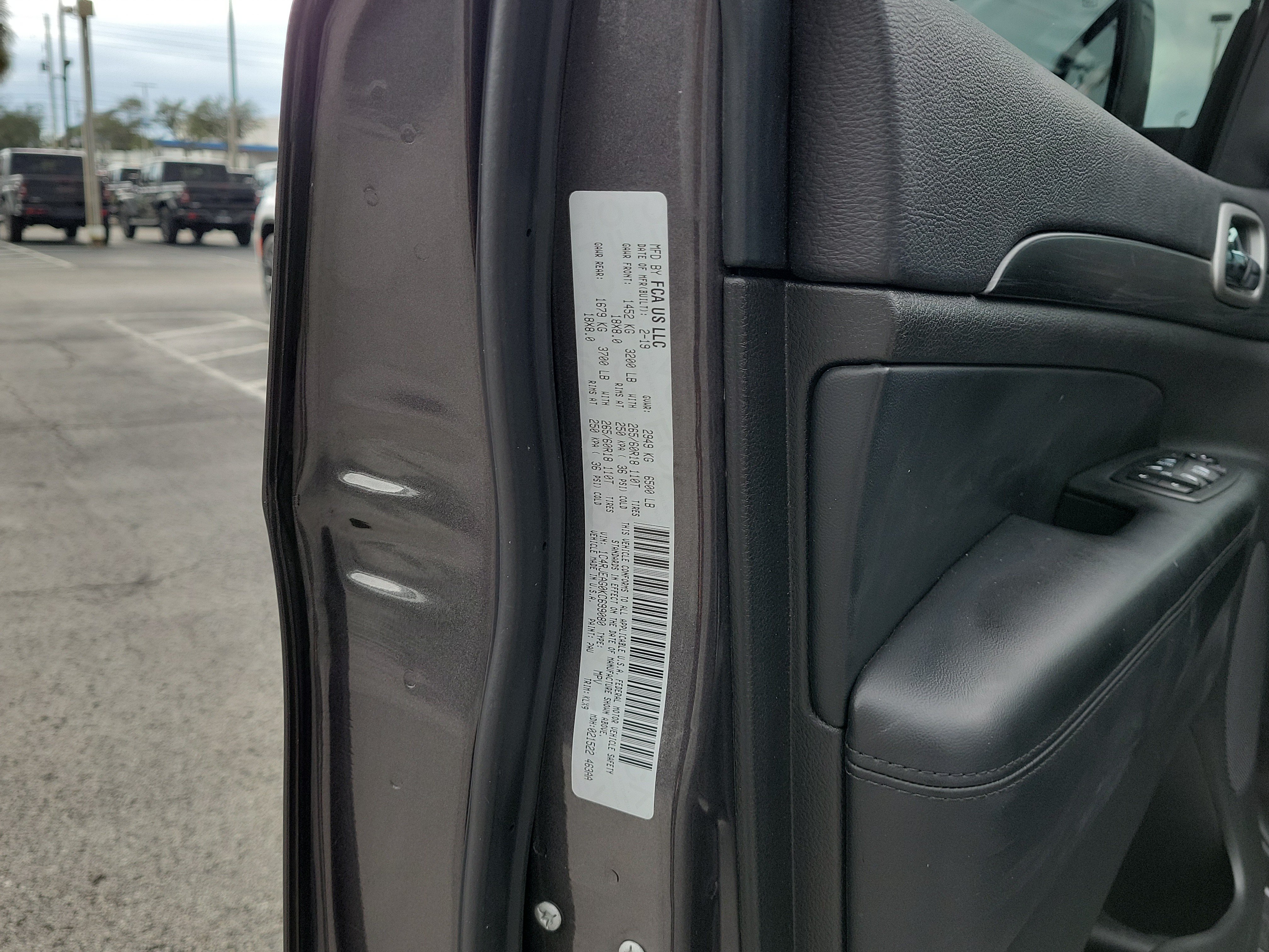 Used 2019 Jeep Grand Cherokee Laredo w/ Laredo X Package RWD image 35