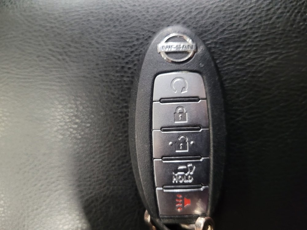 Used 2019 Nissan Pathfinder Platinum AWD/4WD image 32