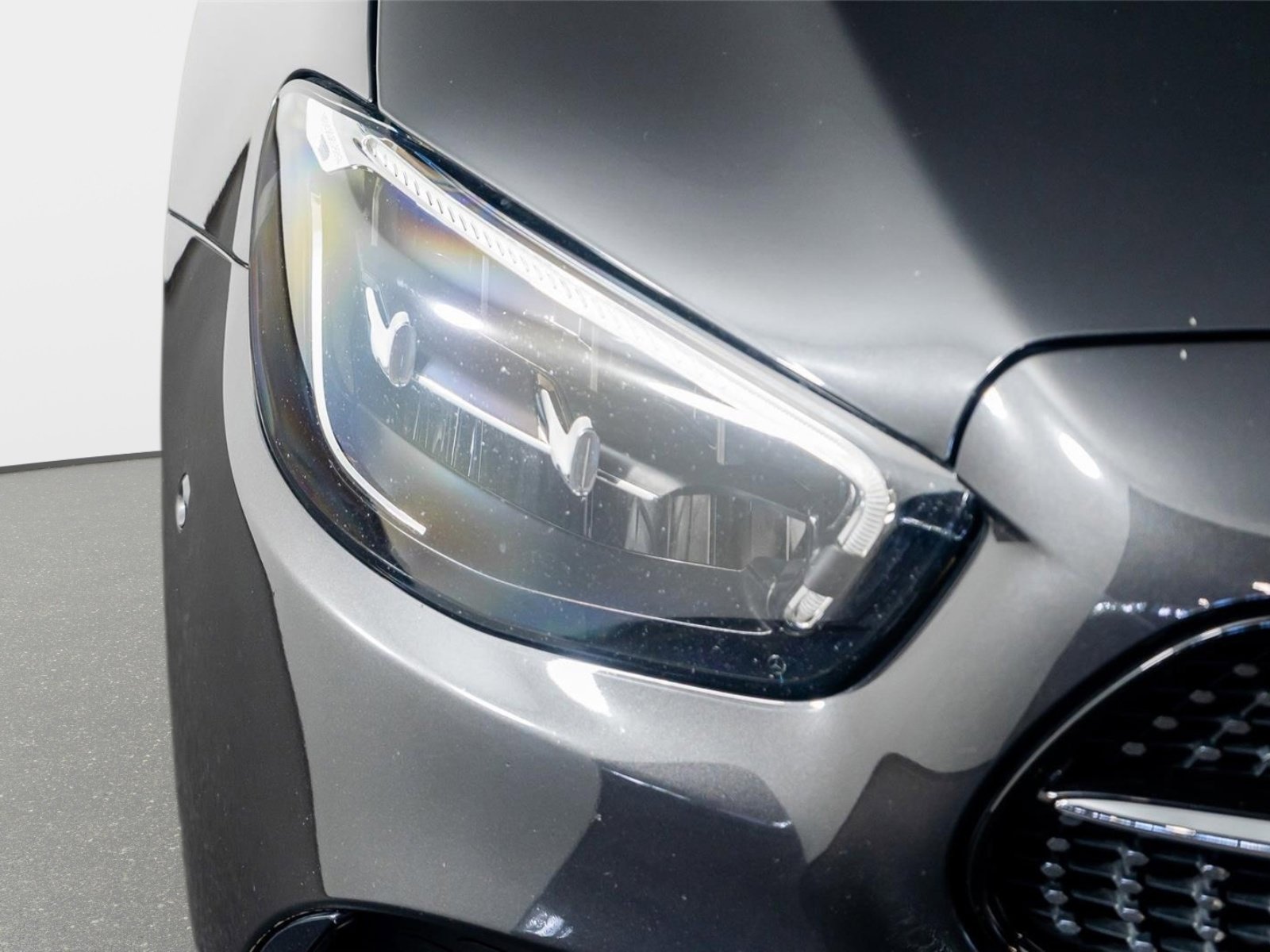 Used 2023 Mercedes-Benz E 450 Cabriolet w/ AMG Line image 24