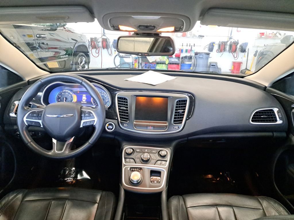 Used 2015 Chrysler 200 C w/ Navigation & Sound Group I image 18