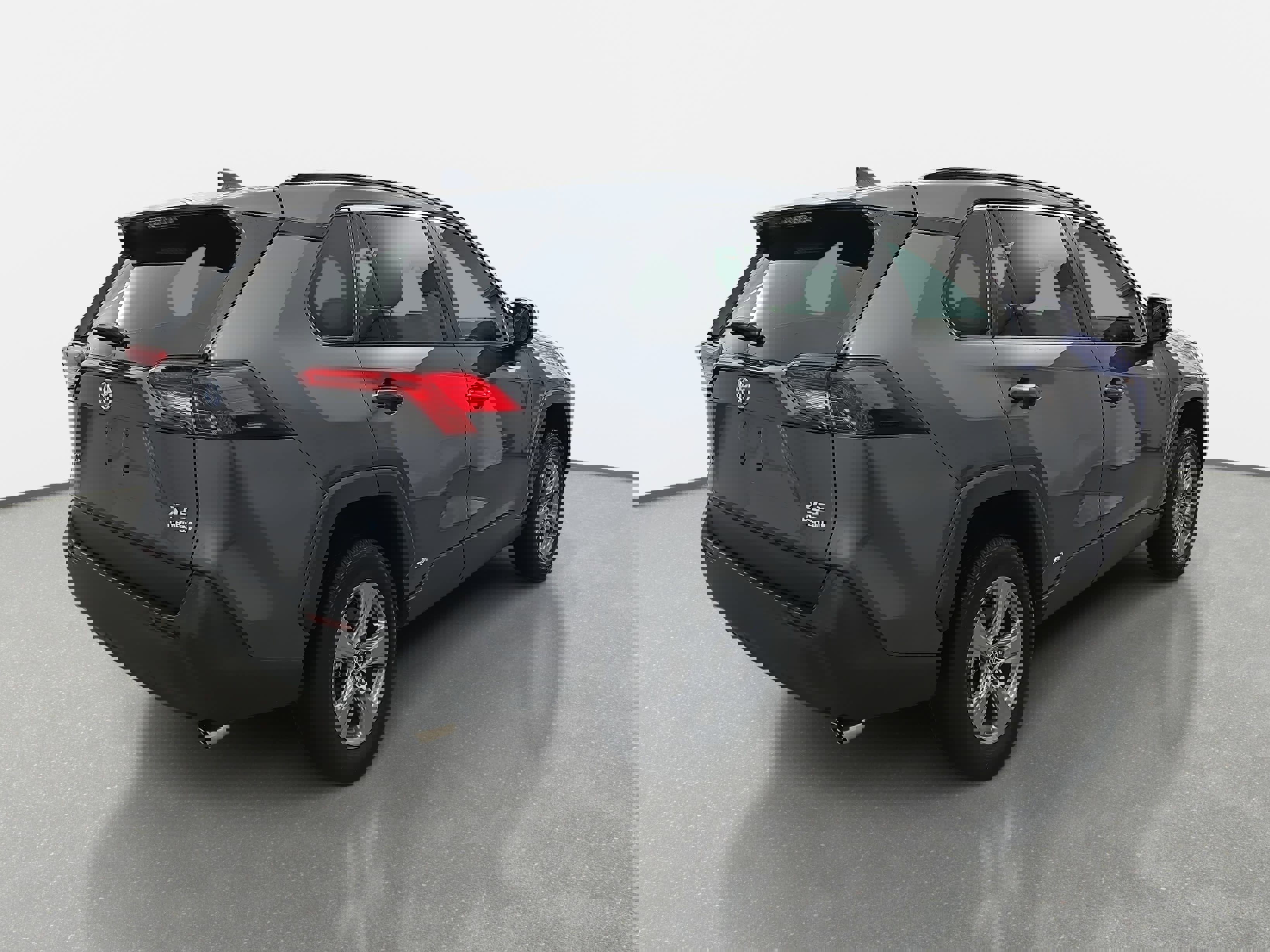 Used 2022 Toyota RAV4 XLE image 5