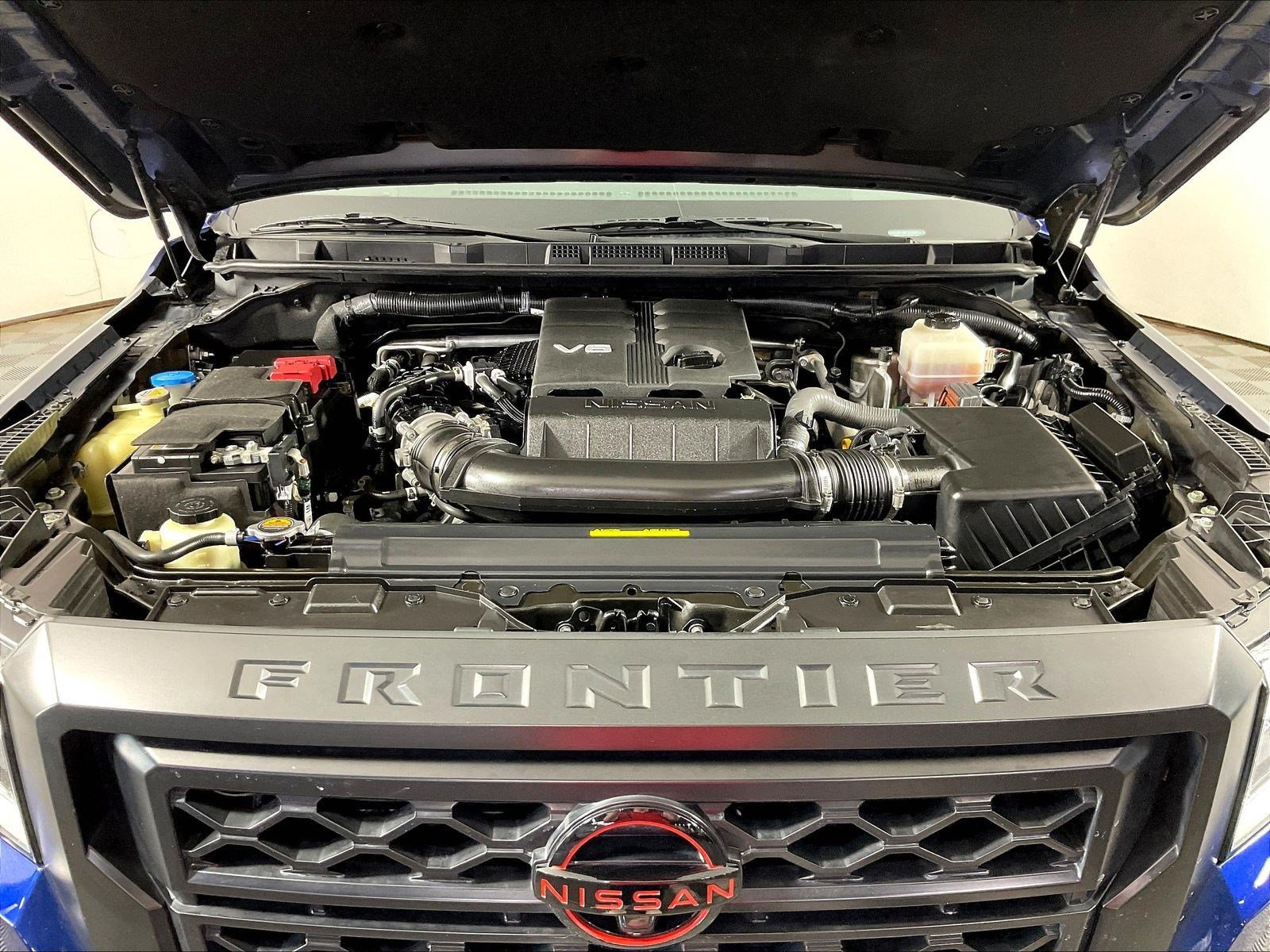 Used 2023 Nissan Frontier PRO-4X w/ Pro-4X Premium Package AWD/4WD image 31