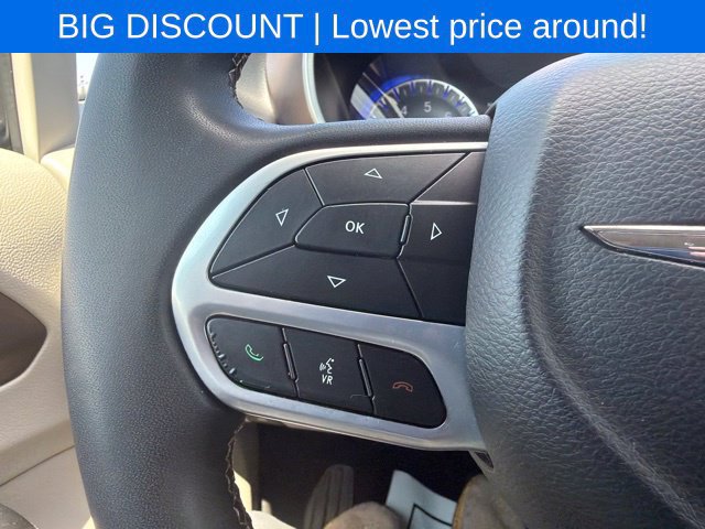 Used 2022 Chrysler Voyager LX FWD image 47
