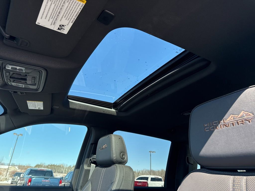 Used 2024 Chevrolet Silverado 3500 High Country w/ High Country Premium Package image 25