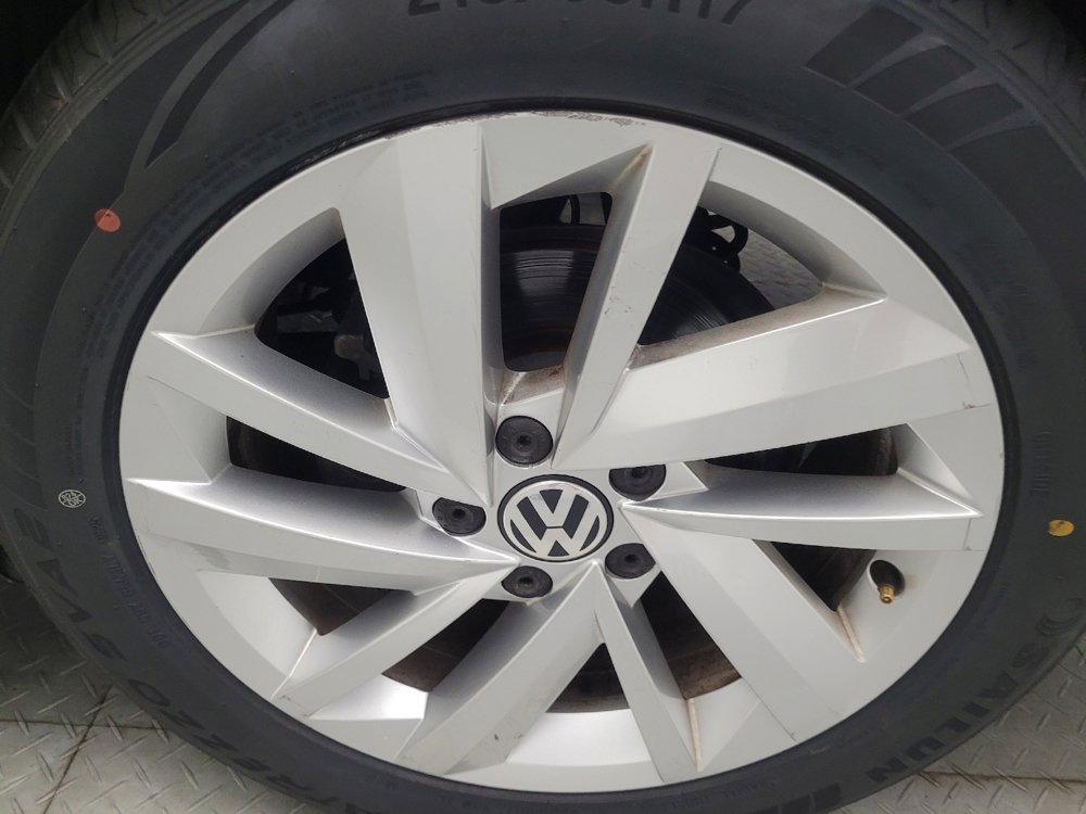 Used 2019 Volkswagen Passat 2.0T Wolfsburg image 31