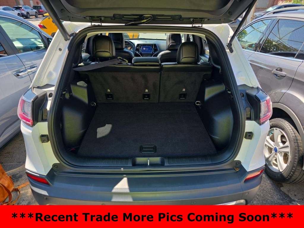 Used 2019 Jeep Cherokee Limited image 14