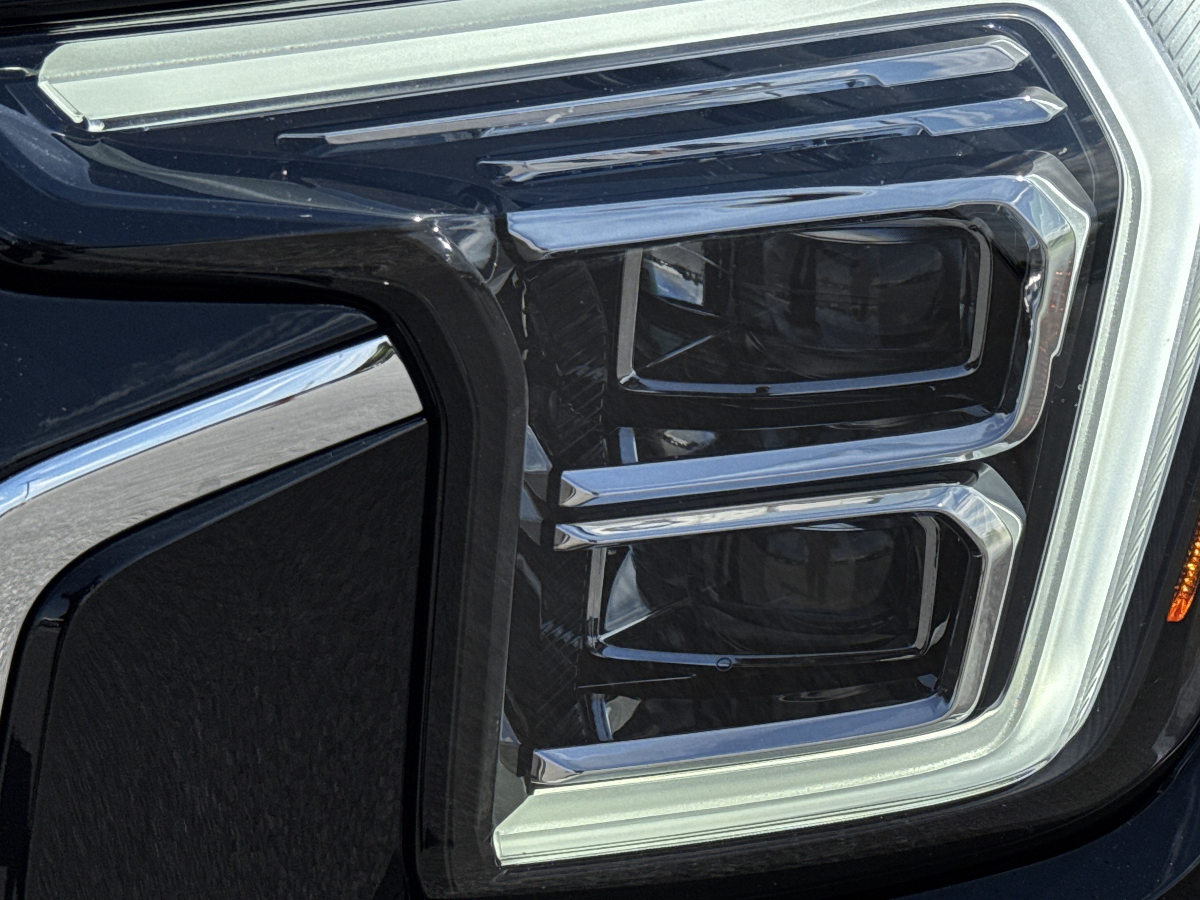 Used 2026 GMC Terrain Elevation w/ Elevation Premium Package FWD image 6