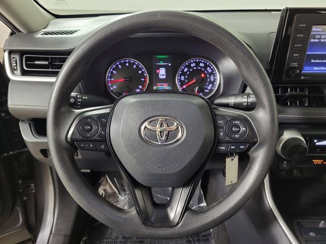 Used 2021 Toyota RAV4 LE FWD image 26